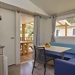 Campsite Les Gorges De Provence *