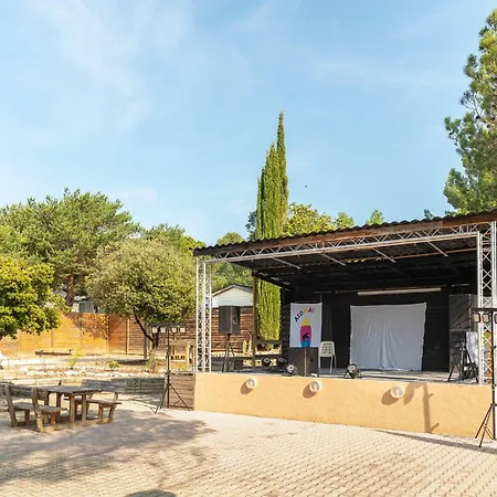 Les Gorges De Provence 캠프장